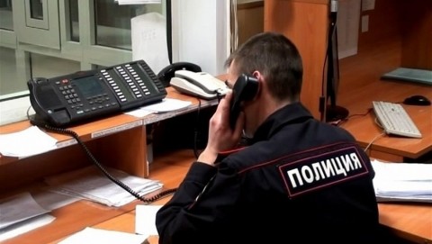 Полицейские разыскивают мошенников, похитивших деньги у жителя Нововаршавского района